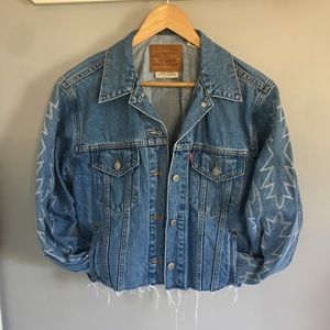 Levi’s Cropped Denim Jacket